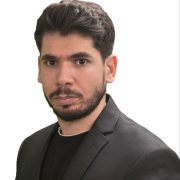صورة عبد القادر عبيد صحفي وناشط